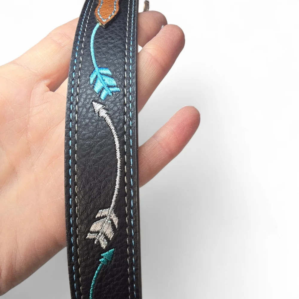 Catchfly Studios‎ Girl's Arrow Embroidered Belt Size Small